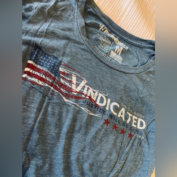 FORGED fitted Tee “Vindicated” Women’s Sz Medium 🇺🇸 - Picture 4 of 4
